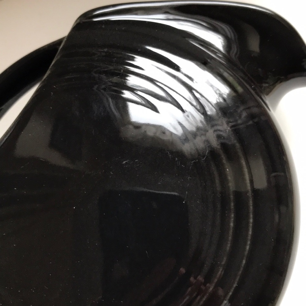 Mini Fiesta ware disc pitcher. - Picture 7 of 9